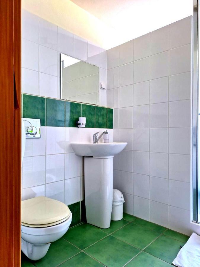 Vila Fenix B&B Ружомберок Екстер'єр фото
